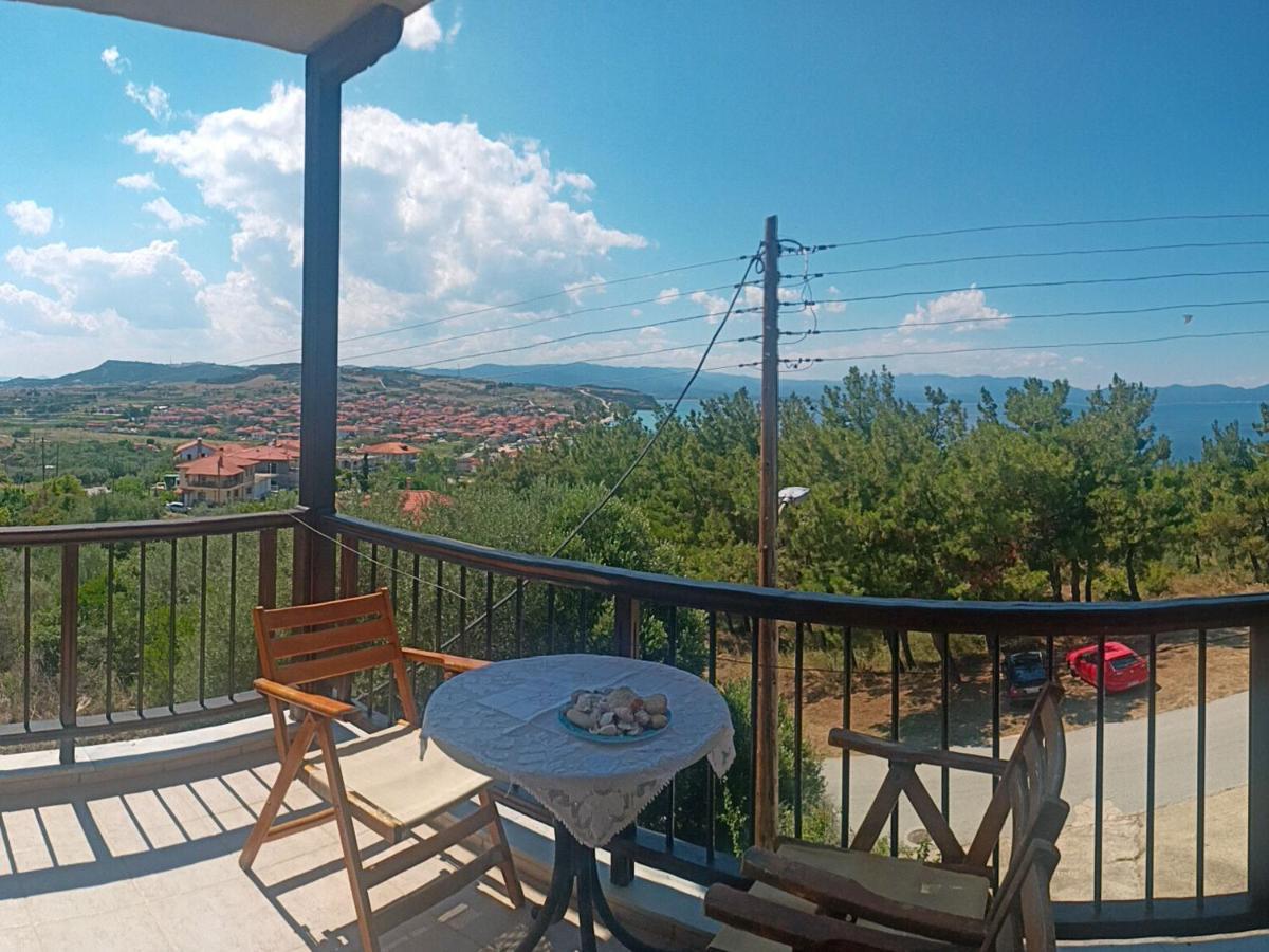Appartamento Μεζονετα Nea Roda Esterno foto
